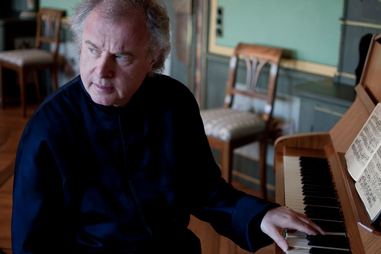 Sir Andras Schiff